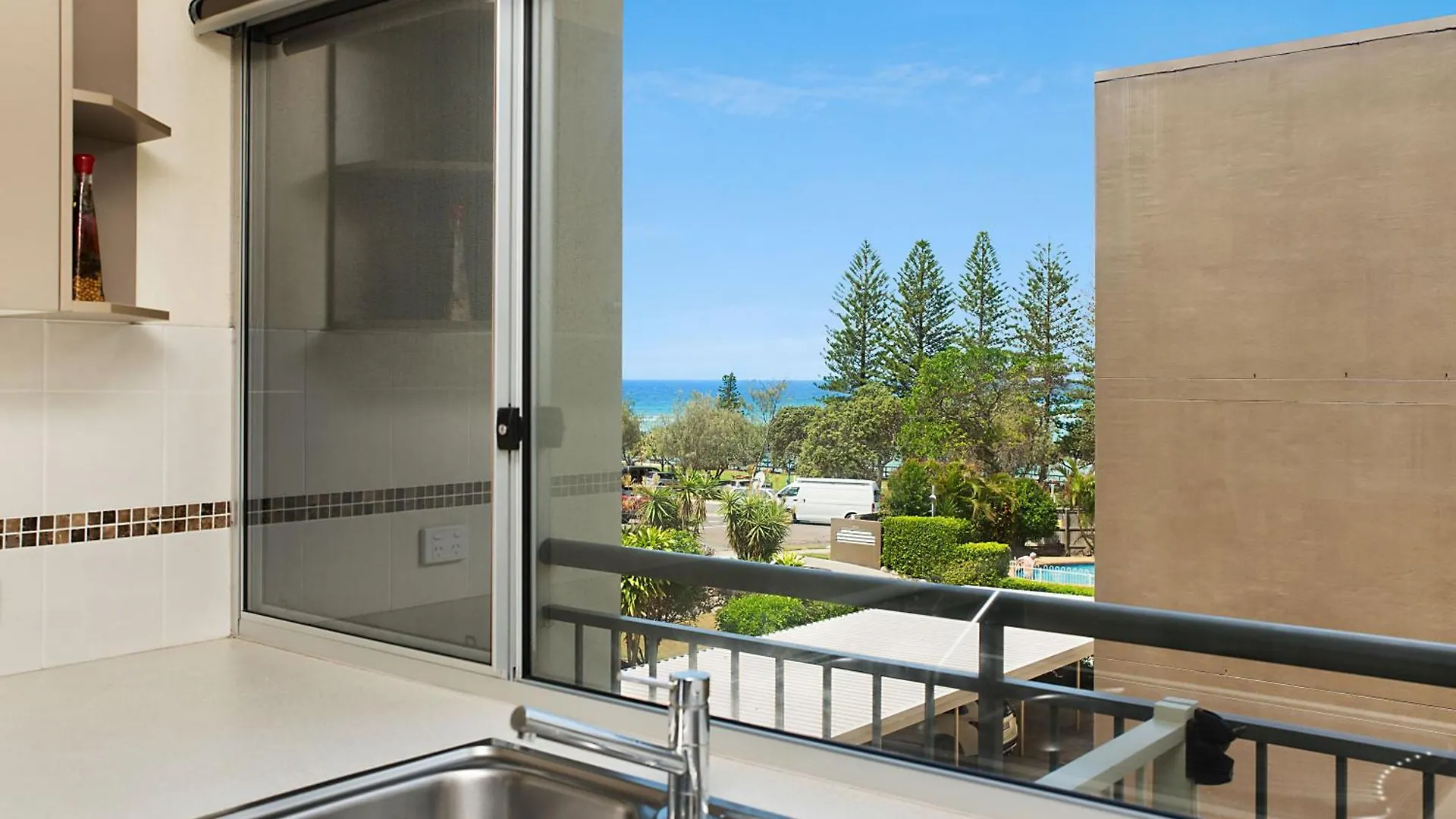 Joanne Apartments Caloundra Australia