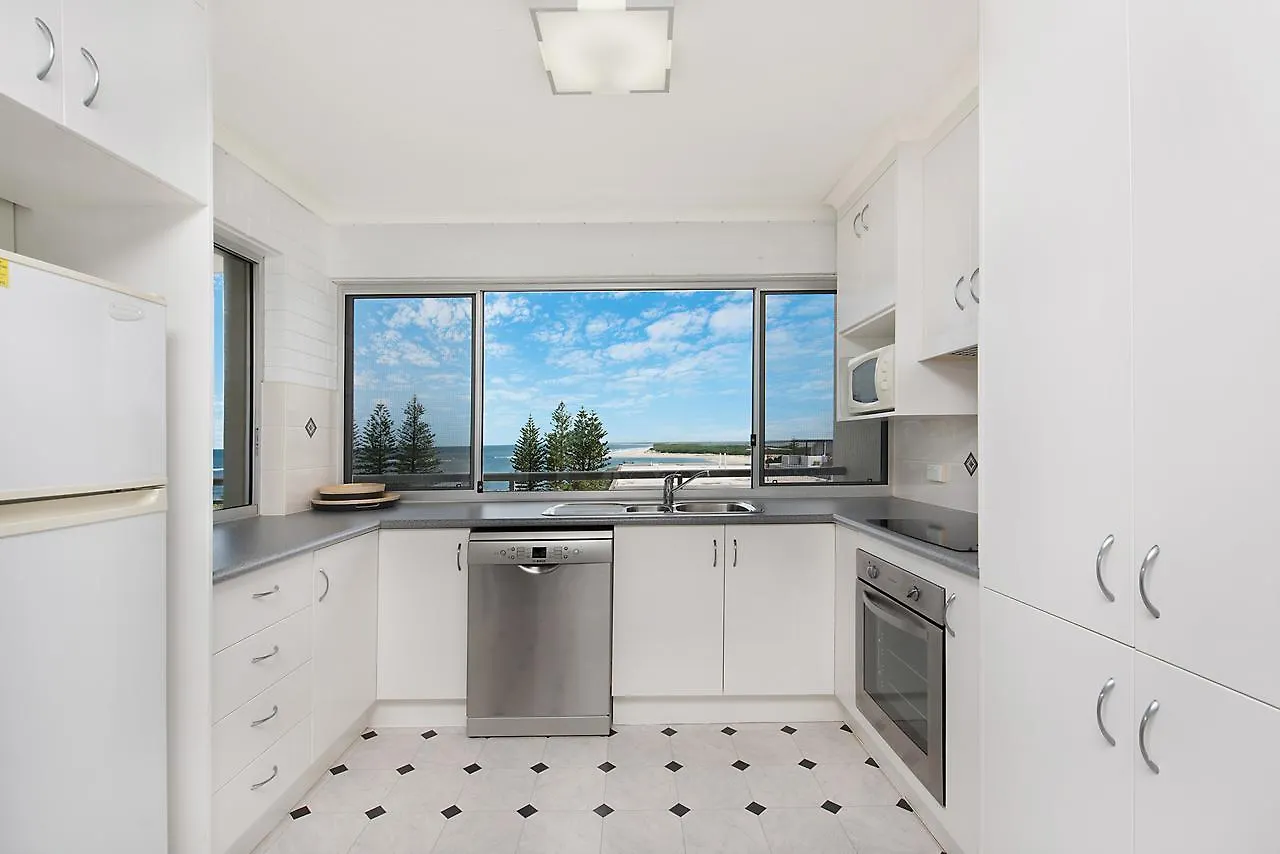 Joanne Apartments Caloundra Aparthotel